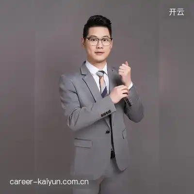 纳兰嫣然